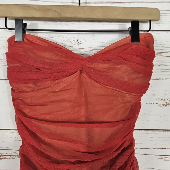 NWT Norma KamaliWalter Red Ruched Strapless Dress